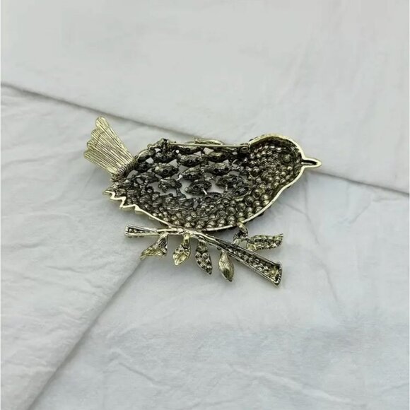 Large Crystal Bird Brooch Pin Blue Rhinestones - Gold Tone - Picture 2 of 3